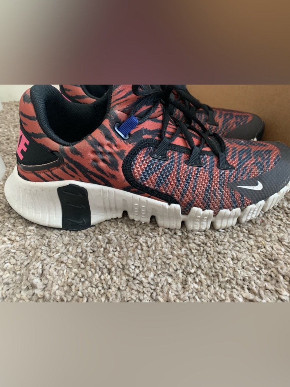 Nike Tiger-Pattern Running Shoes Women's 10 - Picture 3 of 5